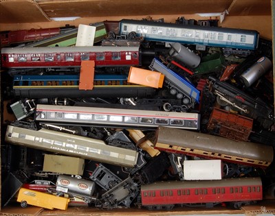 Lot 784 - A large quantity of locomotives, tenders,...