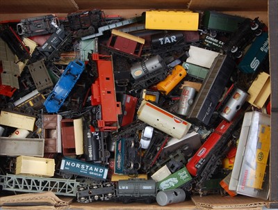 Lot 777 - A collection of 50+ mixed makes wagons, some...