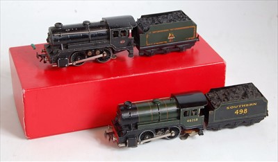 Lot 804 - 2 Trix Twin freelance 0-4-0 engines and...