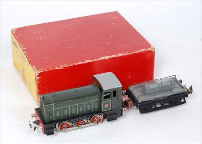 Lot 794 - A Trix Twin No. 244 diesel shunter set...