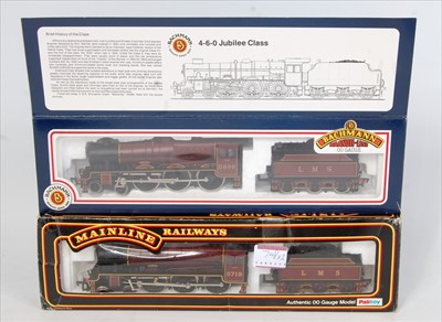 Lot 748 - A Bachmann 31-155 LMS red Jubilee class engine...