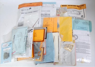 Lot 1480 - 30+ plastic and vac form mixed scale aircraft...