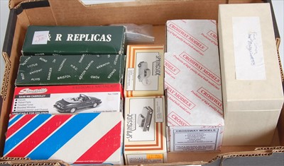 Lot 1486 - Eight various boxed and loose mixed scale...