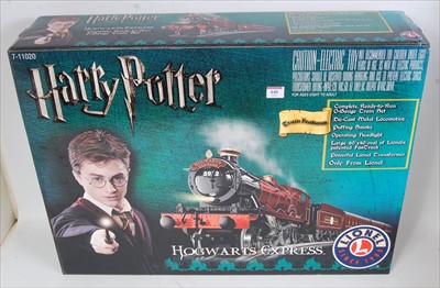 Lot 440 - Lionel "Harry Potter Hogwarts Express" set...