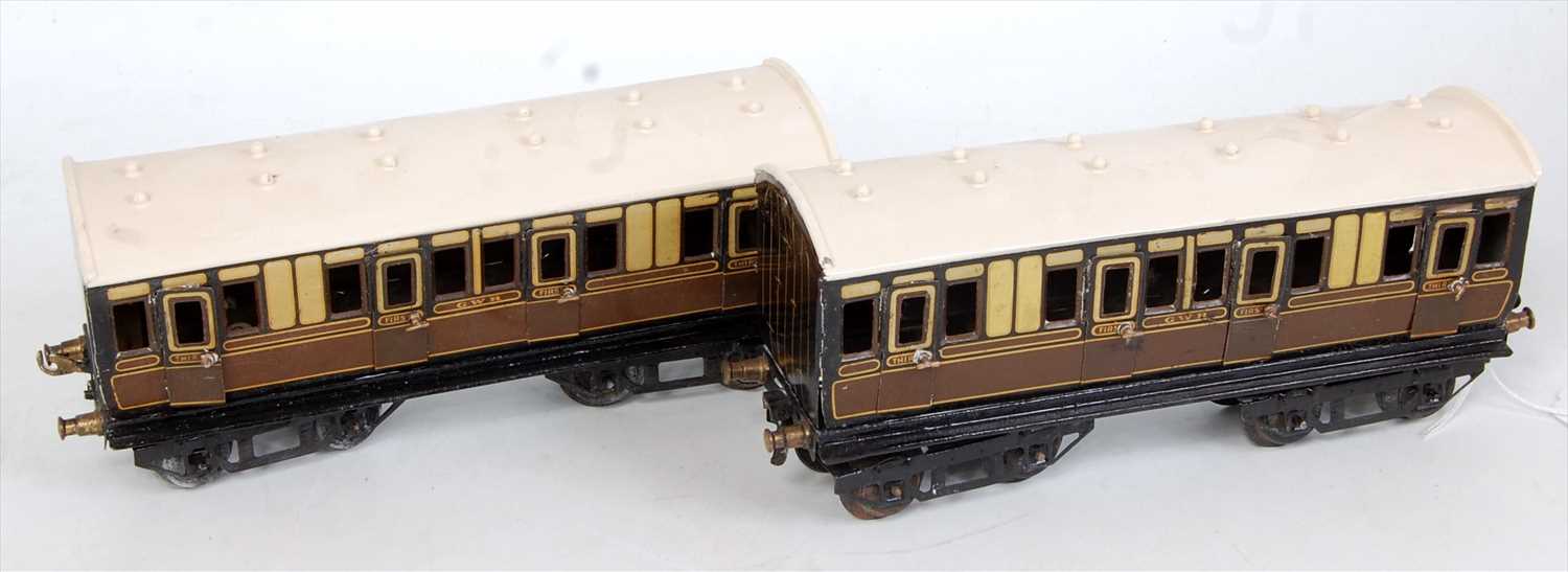 Lot 466 - Two Bing short bogie coaches, GWR 1st/3rd...