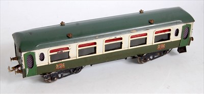 Lot 471 - 1921 Hornby no. 2 Pullman coach, green and...
