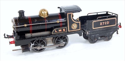 Lot 486 - 1926-8 0-4-0 clockwork loco and tender LMS...