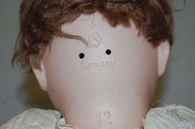 Lot 2108 - A Schutzmeister Quendt bisque head doll,...
