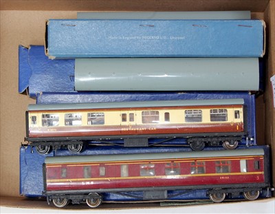 Lot 721 - Eight Hornby Dublo coaches for 3-rail:- 2 x D3...