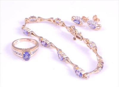 Lot 2070 - A suite of tanzanite jewellery, comprising a...