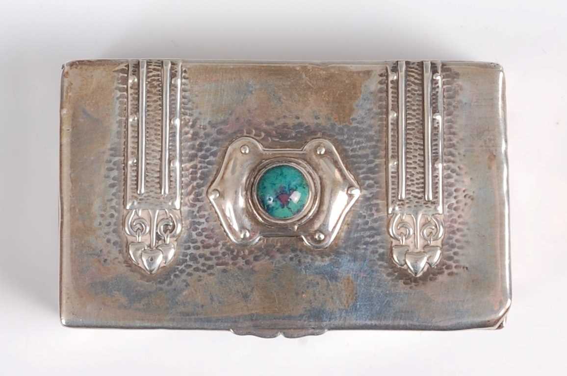 Lot 110 - An Arts & Crafts silver snuff-box in the form...