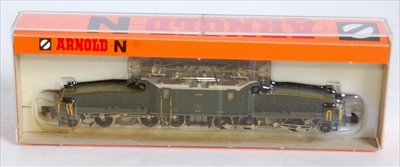 Lot 835 - Arnold N gauge green crocodile type electric...