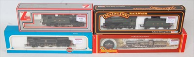 Lot 833 - Selection of GWR outline locomotives, Hornby...