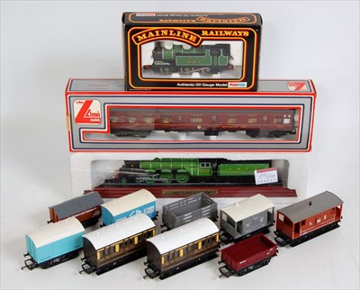 Lot 835 - Mixed railway items Mainline LNER green class...