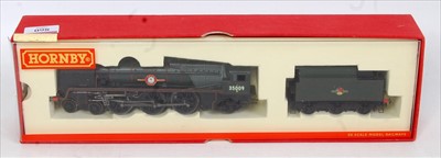 Lot 860 - Hornby rebuilt Merchant Navy class engine and...