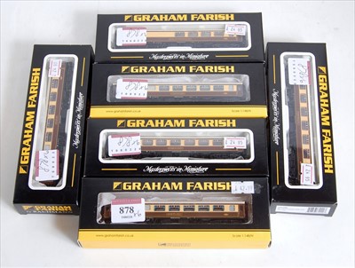 Lot 878 - 6 Graham Farish by Bachmann N gauge BR...