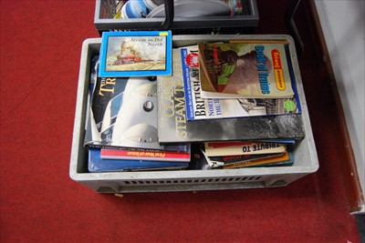 Lot 91 - Three boxes of assorted aircraft interest, to...