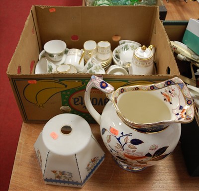 Lot 154 - Assorted tea and coffee wares to include Royal...