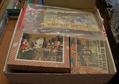 Lot 157 - A mixed lot to include various jigsaw puzzles,...