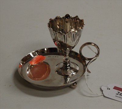 Lot 261 - A silver single cup egg cruet, 4.2oz, h.8cm