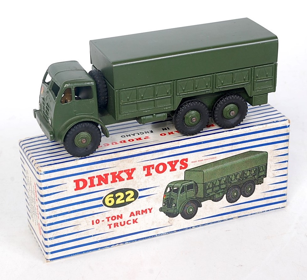 Lot 1947 - A Dinky Toys No. 622 10-ton army truck