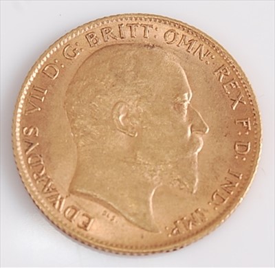 Lot 167 - Great Britain, 1909 gold half sovereign