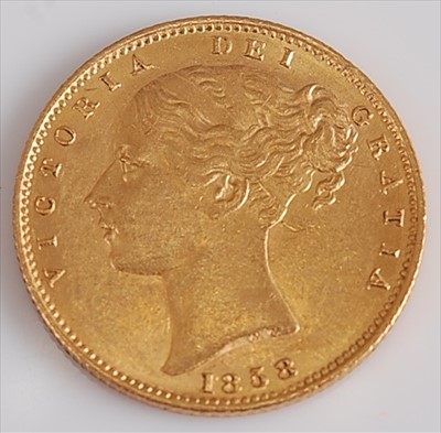 Lot 176 - Great Britain, 1858 gold full sovereign