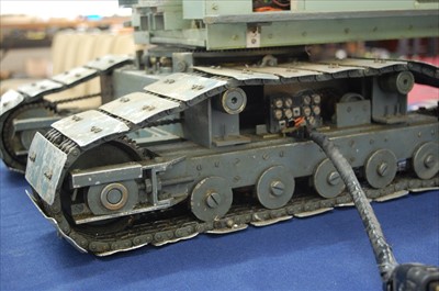 Lot 41 - A well-engineered large scale model of a T...