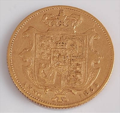 Lot 220 - Great Britain, 1833 gold full sovereign