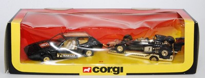 Lot 1653 - A Corgi Toys gift set No. 32 Lotus JPS F1...