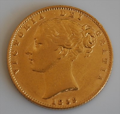 Lot 252 - Great Britain, 1859 gold full sovereign