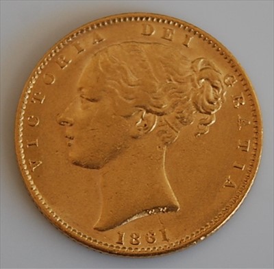 Lot 254 - Great Britain, 1861 gold full sovereign