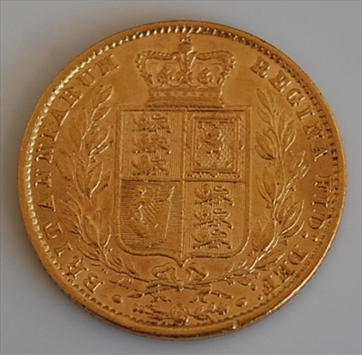 Lot 254 - Great Britain, 1861 gold full sovereign