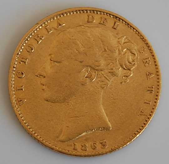 Lot 256 - Great Britain, 1863 gold full sovereign