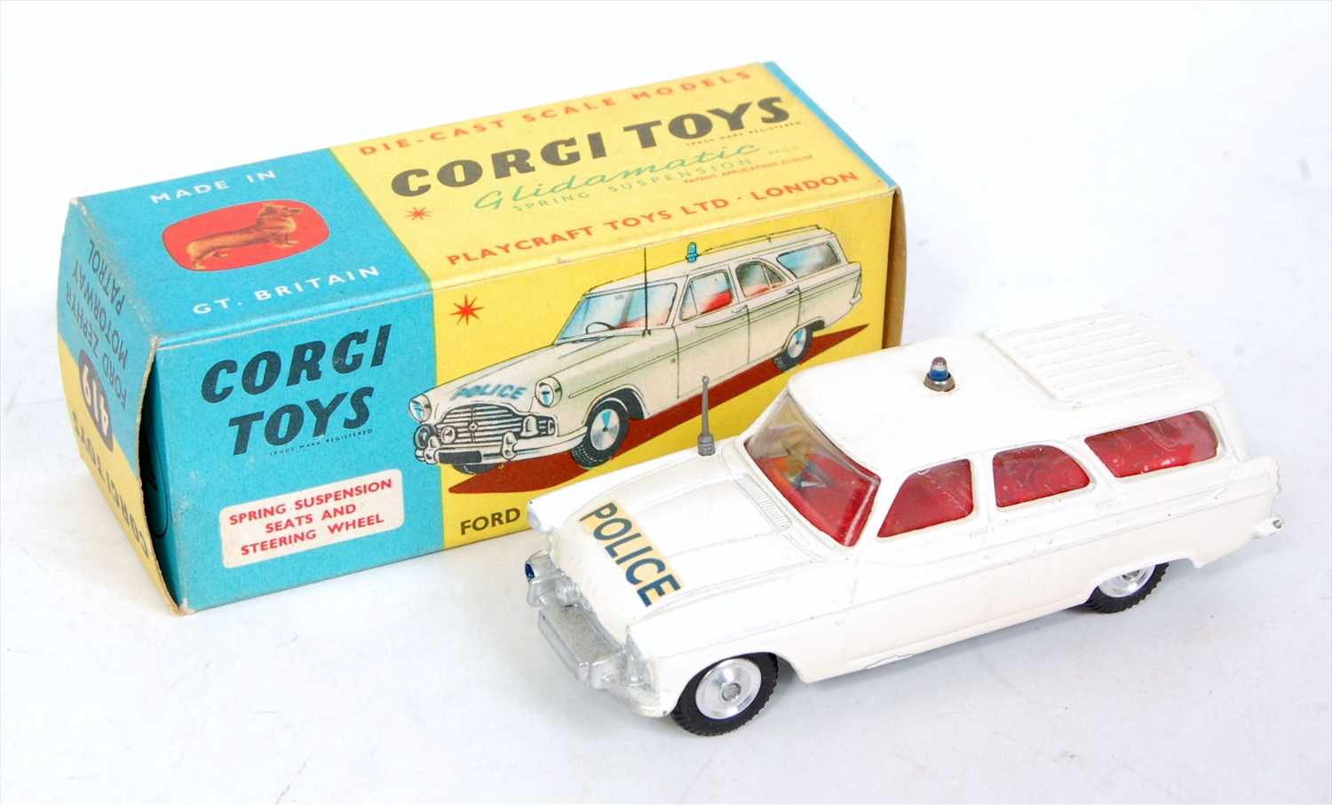 Lot 1704 - A Corgi Toys No. 419 Ford Zephyr Motorway...