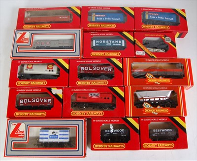 Lot 909 - 28 various boxed Hornby and Lima 00 gauge...