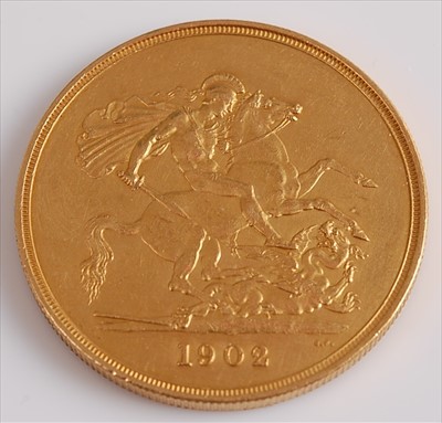 Lot 268 - Great Britain, 1902 gold five pound coin
