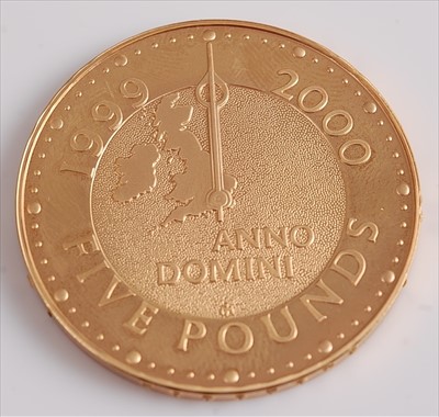 Lot 273 - Great Britain, Millennium gold five pound coin