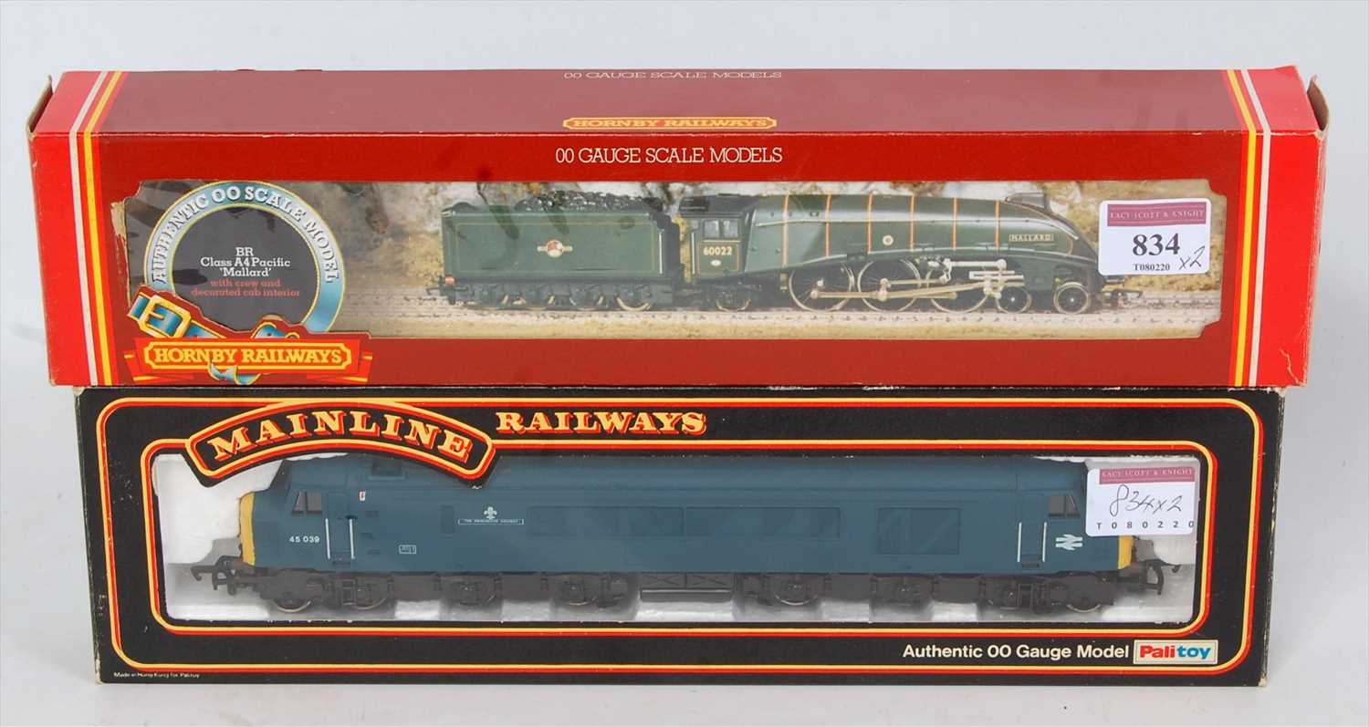 Lot 834 - A Hornby BR Green R309 Mallard Engine and...