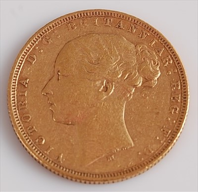 Lot 286 - Great Britain, 1875 gold full sovereign
