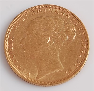 Lot 305 - Great Britain, 1885 gold full sovereign