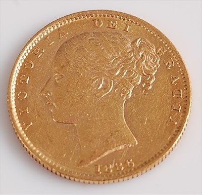 Lot 308 - Great Britain, 1886 gold full sovereign