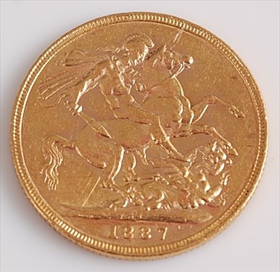 Lot 311 - Great Britain, 1887 gold full sovereign