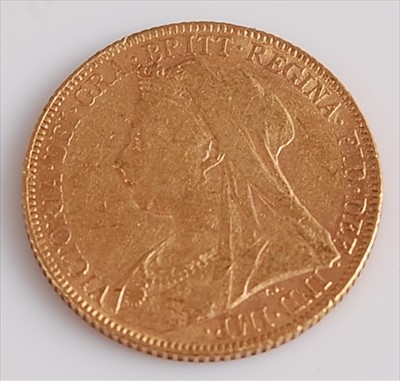 Lot 327 - Great Britain, 1900 gold full sovereign