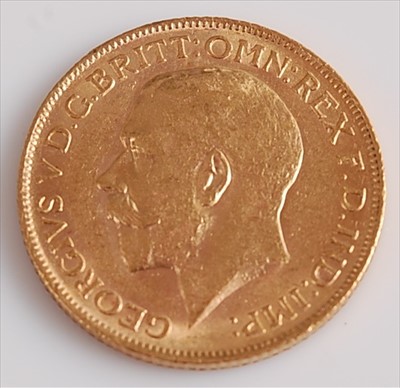 Lot 339 - Great Britain, 1911 gold full sovereign