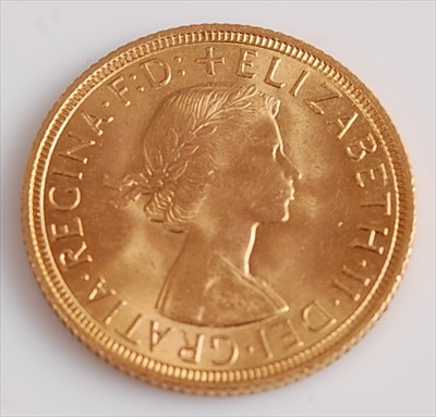 Lot 363 - Great Britain, 1958 gold full sovereign
