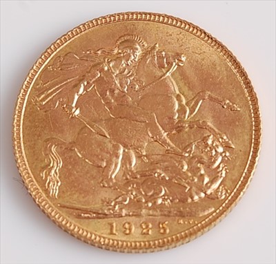 Lot 372 - Great Britain, 1925 gold full sovereign