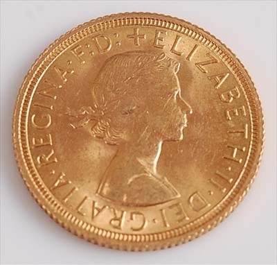 Lot 373 - Great Britain, 1963 gold full sovereign