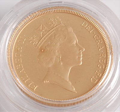 Lot 385 - Great Britain, 1986 gold full sovereign