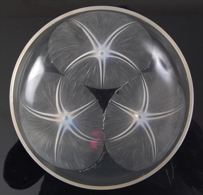Lot 66 - René Lalique (1860-1945) - a moulded glass...